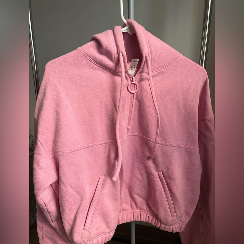 ALO Yoga Stadium Refresh Half Zip Parisian Pink Hoodie